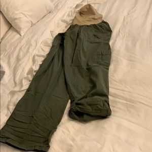 Motherhood Maternity full length/Capri cargo pant